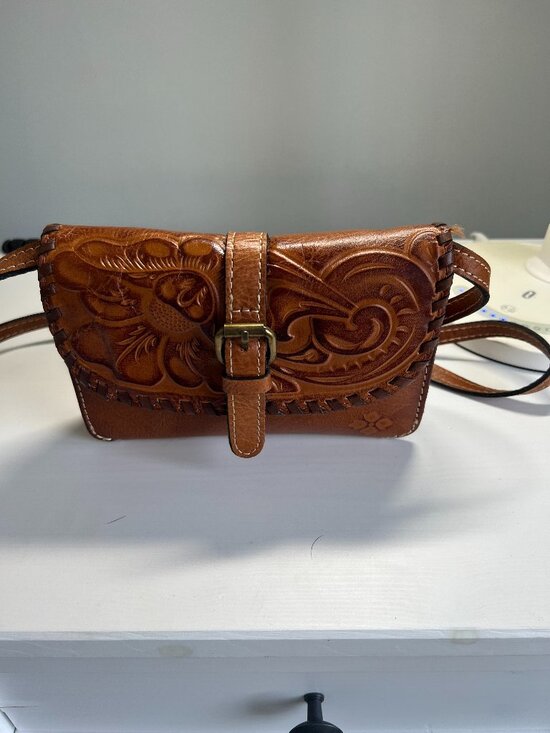 Patricia Nash Handbags - Patricia Nash Torri Crossbody Bag